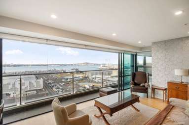 1502/18 Beach Road_3