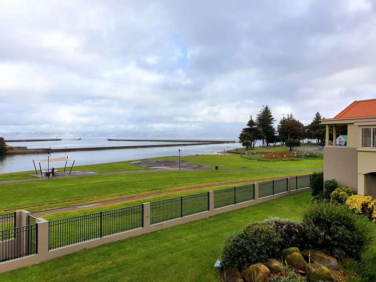 9/100 Dp Customhouse Street Gisborne_5