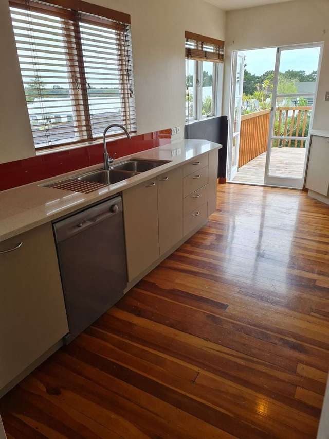 30 Golf Road New Lynn_1