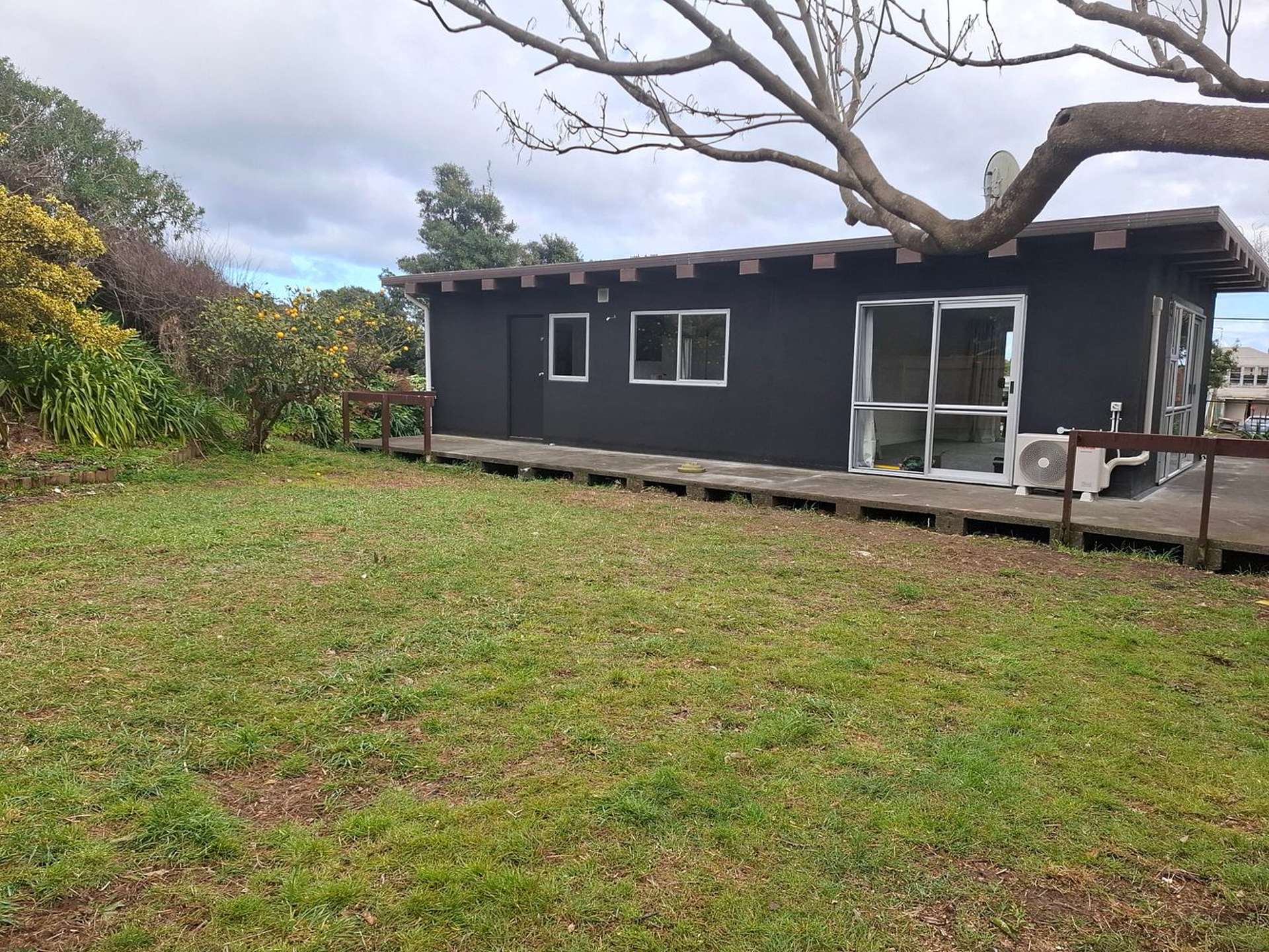 6 Mahoe Street Otaki Beach_0