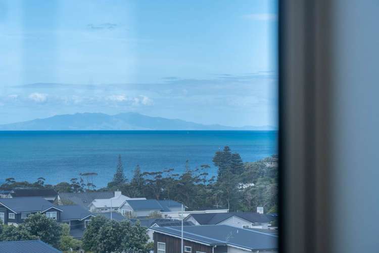 14 Tuangi Street Long Bay_47