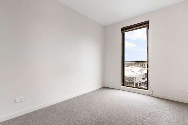 403/8 Nugent Street Grafton_11