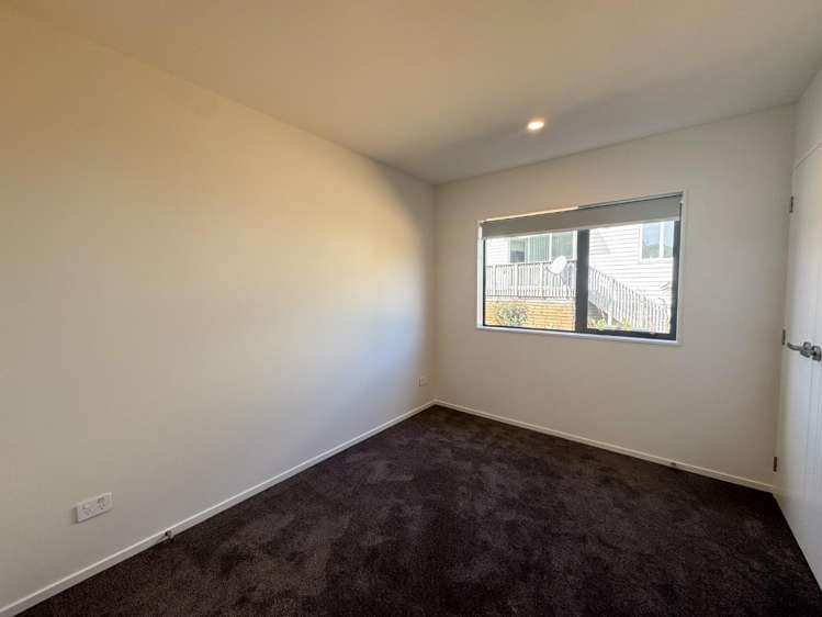 2/8 Lowtherhurst Road 11410_5