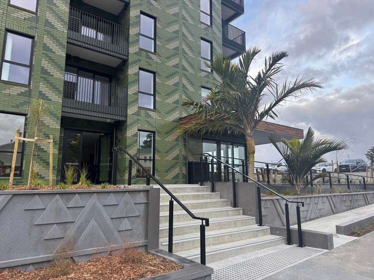 105/2B Te Ara Taurapa Point Chevalier_19