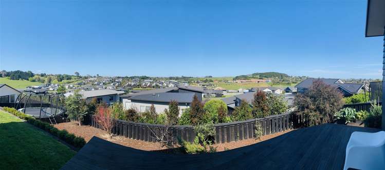 13 Knoll Rise Pukekohe_10