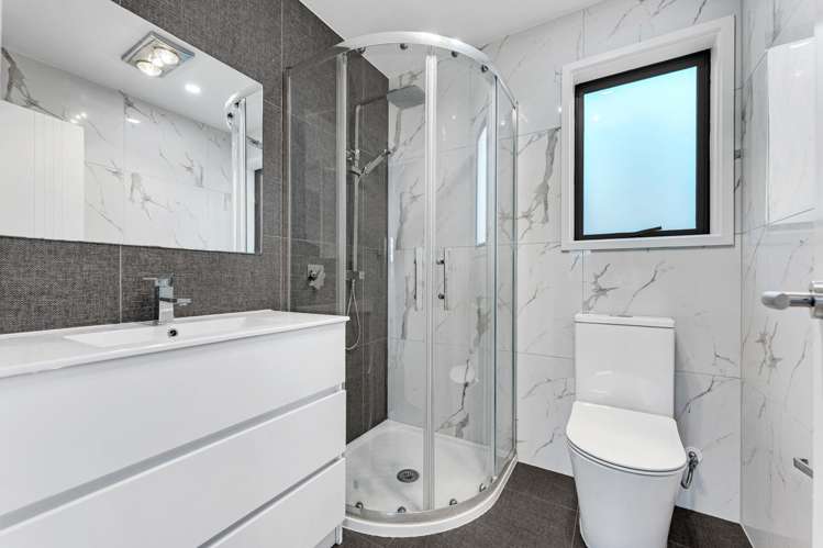 20 Karoro Road Flat Bush_10