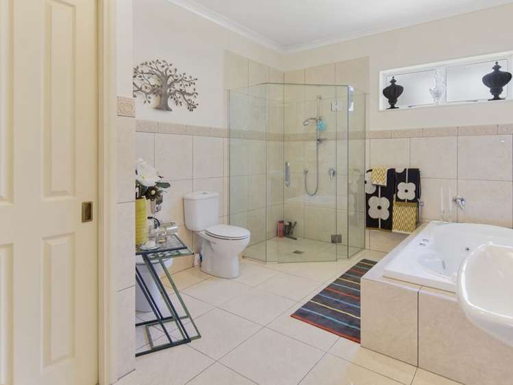 27 Orion Drive Welcome Bay_9