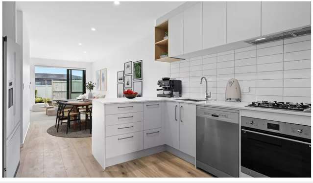 106 TE NAPI DRIVE "WAIATA SHORES" Takanini_3