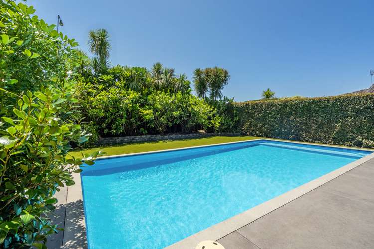 22 Summit Drive Torbay_49