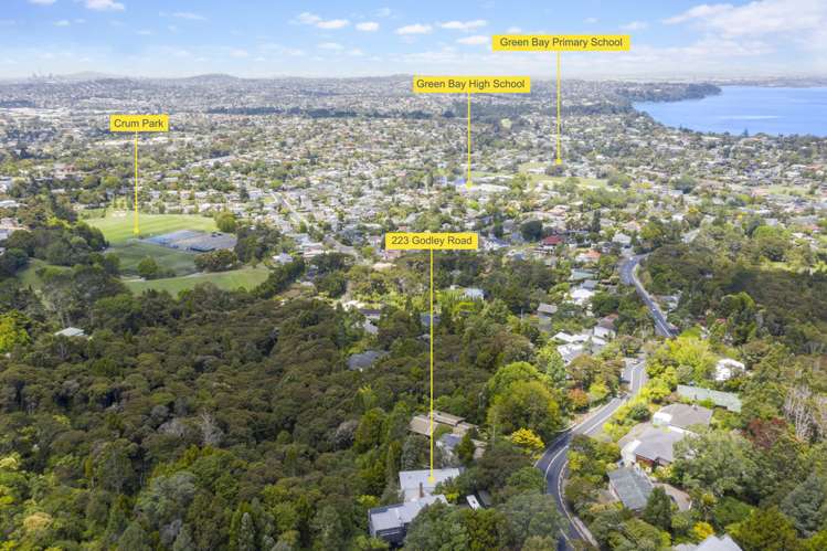 223 Godley Road Titirangi_18