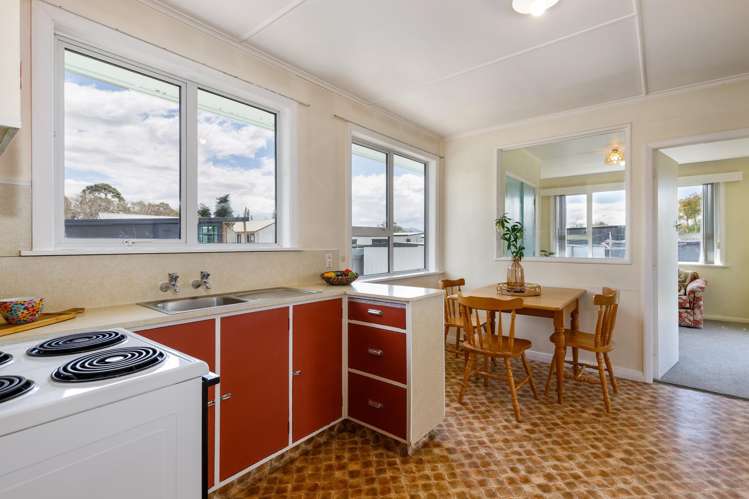 24 Burleigh Road_2