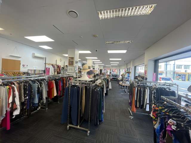 217-219 High Street Hutt Central_3
