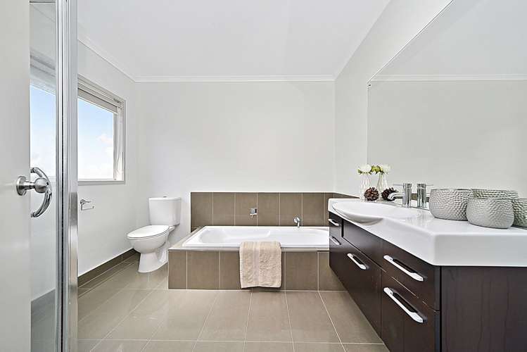 2 Kouras Place Flat Bush_15