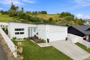 79 Whakaturou Crescent_2