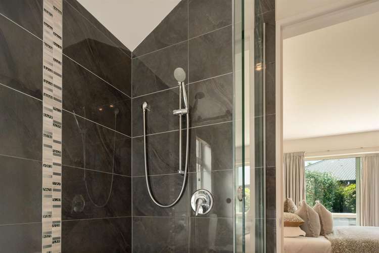 6 Ross Place Northwood_16