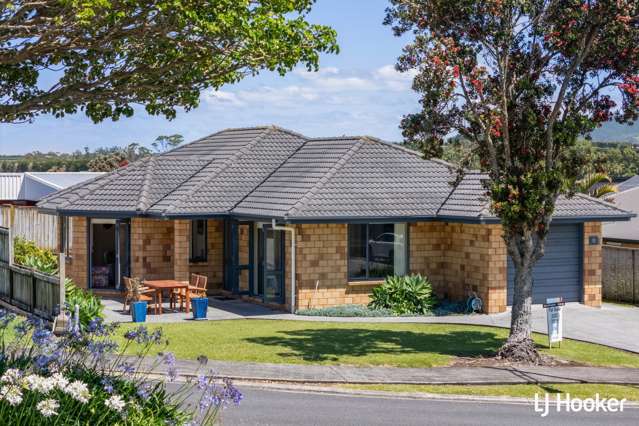 Low-Maintenance Brick & Tile