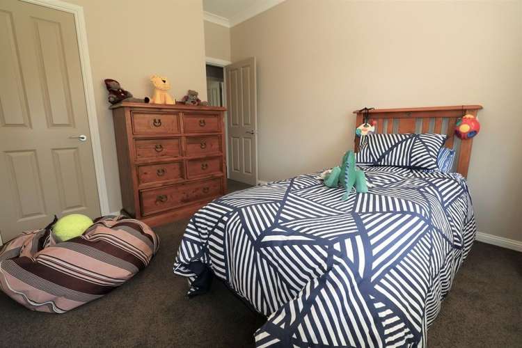 75 Frederick Street Carterton_13