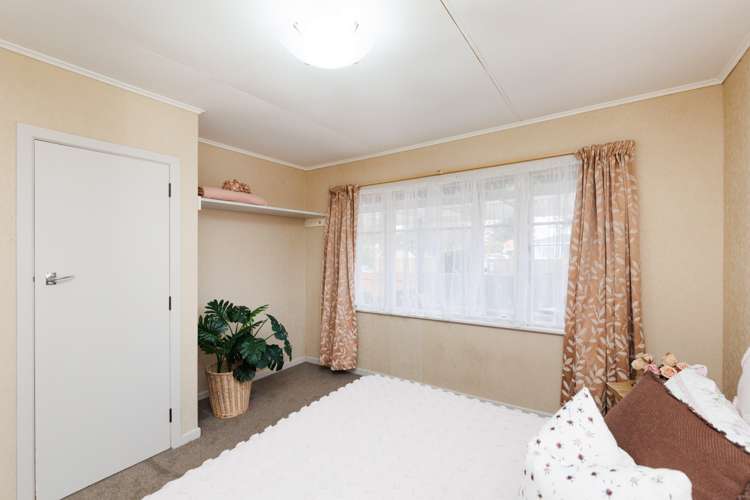 30 Churchill Avenue Feilding_14