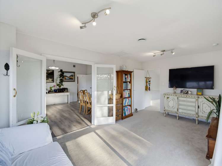 55 Ranui Crescent Diamond Harbour_10