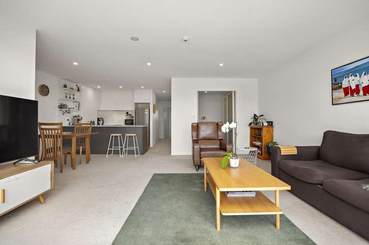 91/8 Thompson Park Rd Mount Wellington_6