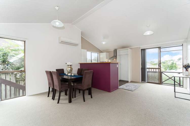 2/577 Richardson Road Mount Roskill_18