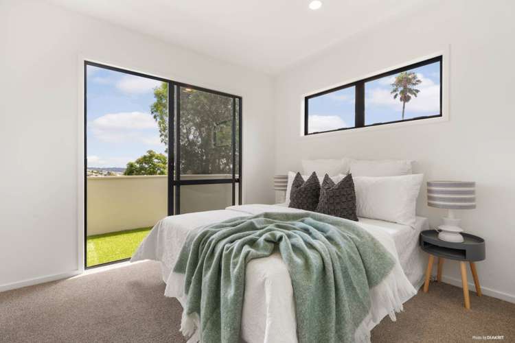 6 Goldfinch Rise Unsworth Heights_7