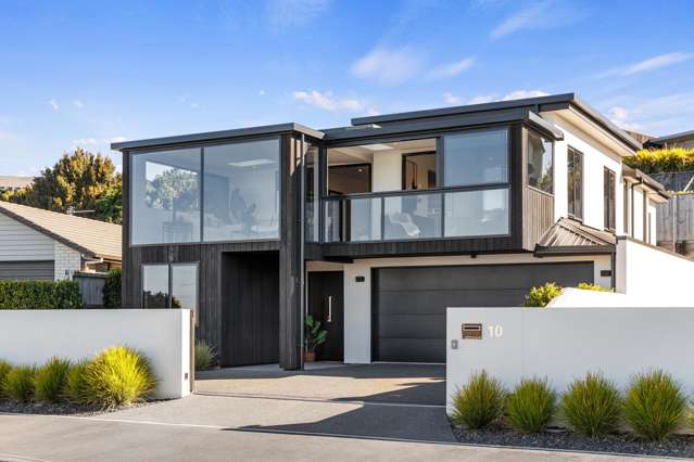 Elevated Views. Enjoyable Living.