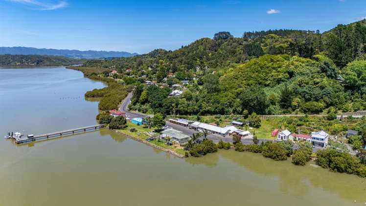 1377 Kohukohu Road Kohukohu_2