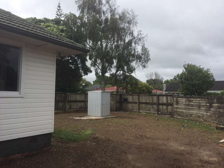 29 Hereford Street Te Atatu Peninsula_12