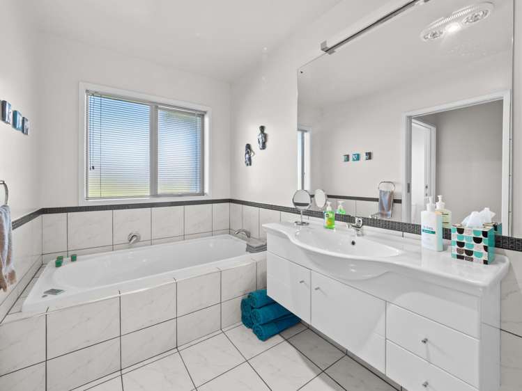 15 Coniston Drive Allenton_7