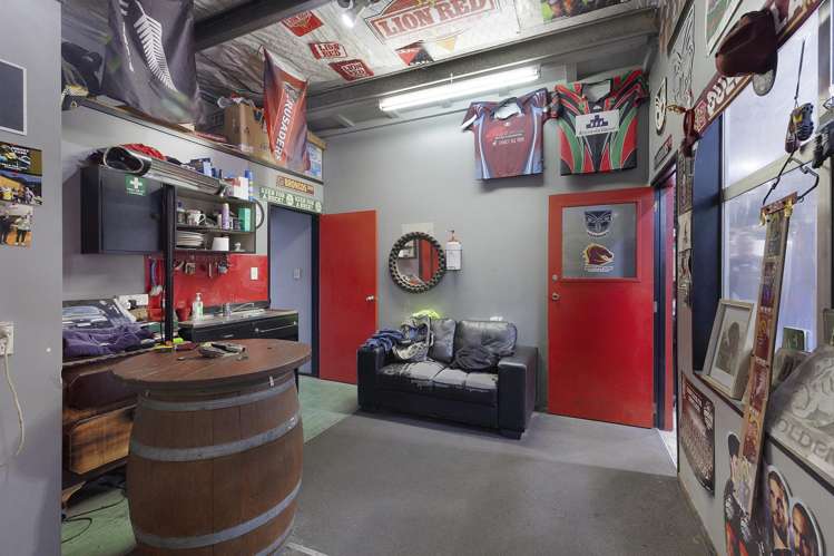 7 Panther Place Islington_9