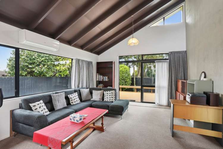 9/25a Beach Road Te Atatu Peninsula_1