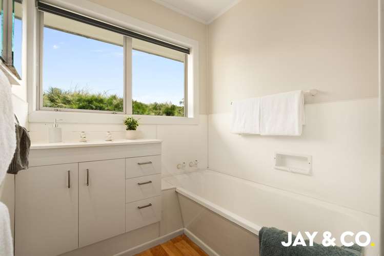 889 North Road Clevedon_9