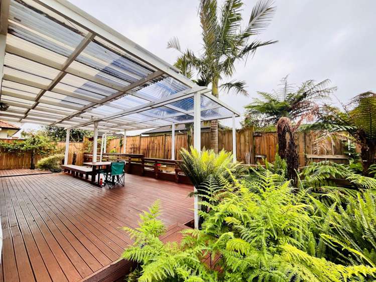 11 Kalmore Place Flat Bush_20