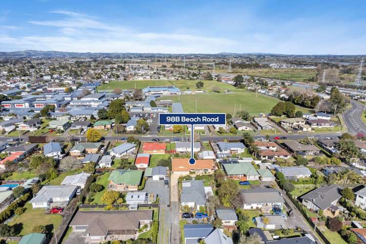 98b Beach Road Pahurehure_21