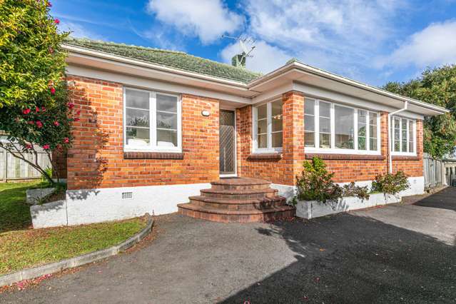 1321 Dominion Road Mount Roskill_1