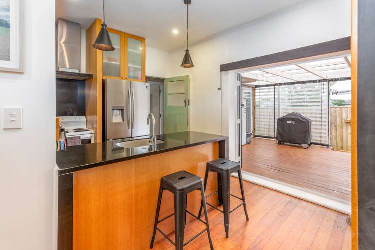 9 Youngs Road Papakura_5