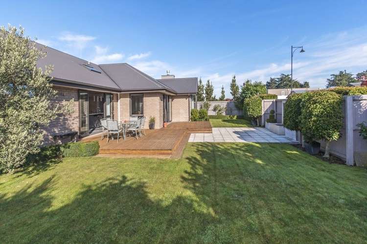 1 Papaumu Green Parklands_12