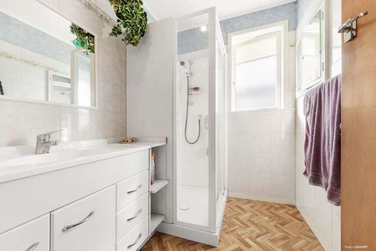 10 Endeavour Street Blockhouse Bay_10