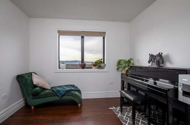 403 McArthur Road Alexandra_7