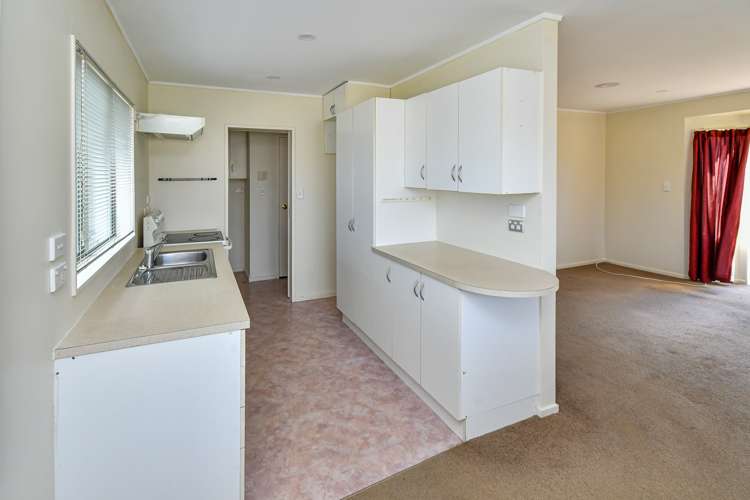 4/14 Phoenix Place Papatoetoe_6