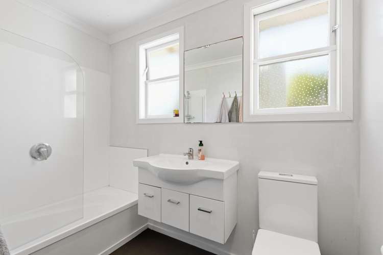 142 Mungavin Avenue Ranui_9