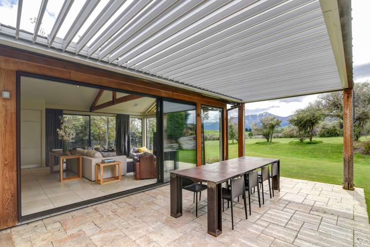 4 Rannoch Drive Jacks Point_14