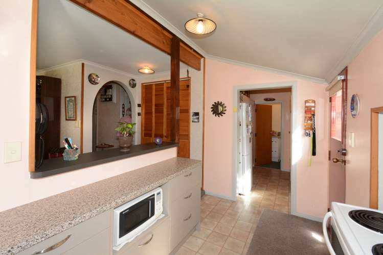 64 Main South Road East Taieri_7