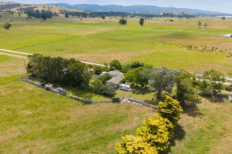 453 East Coast Road Kaiaua_9