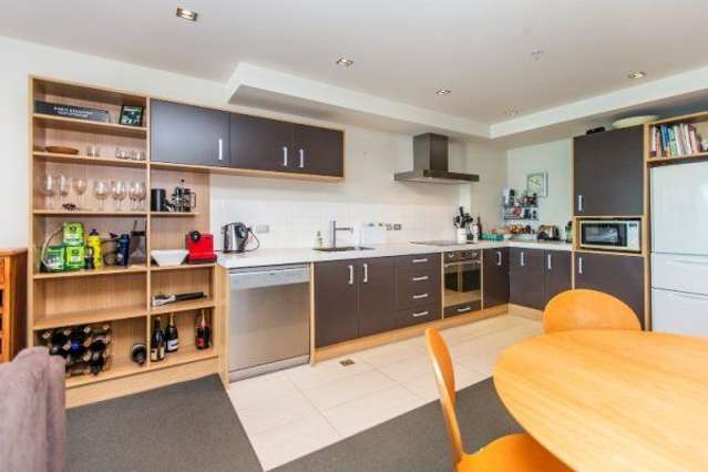 5F/245 Wakefield Street Te Aro_2