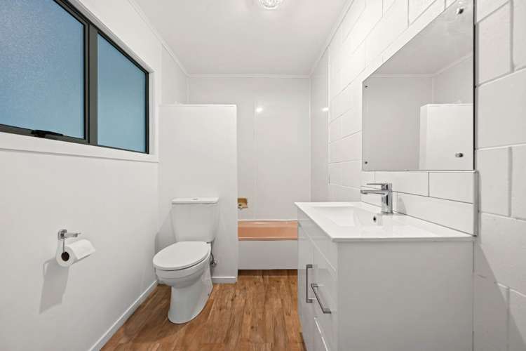 12 Starr Street 11330_20