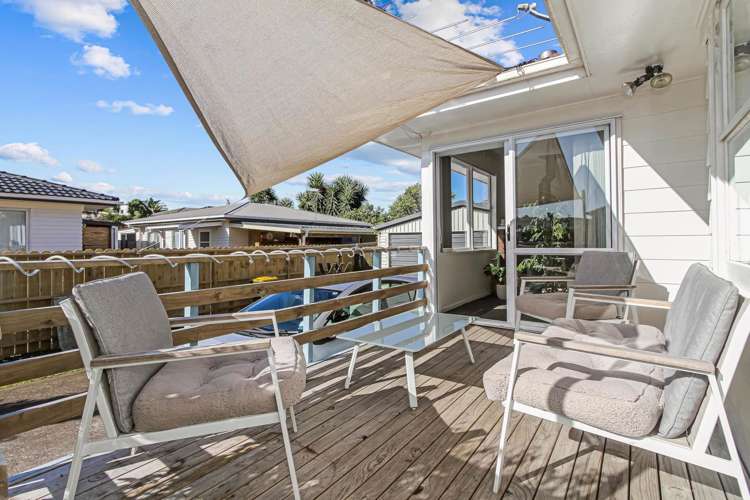 19 Wycherley Drive Bucklands Beach_25