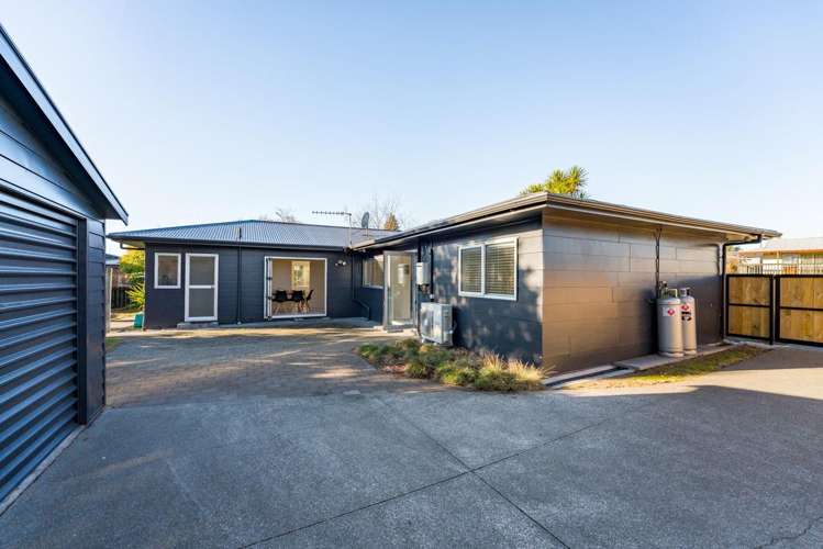 23 Grace Crescent 1140_2