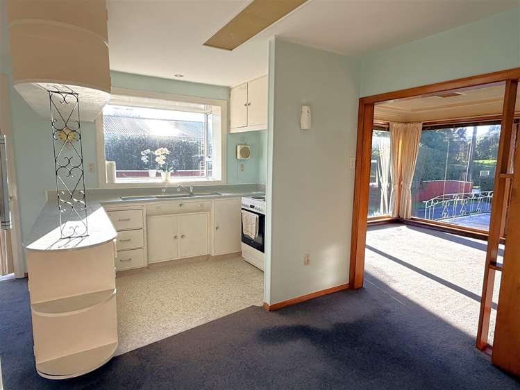 7 Gilbert Road Paroa_5